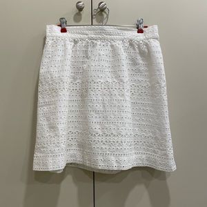 Loft Outlet white eyelet skirt. Elastic waist, size Med.-lined.